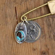 Load image into Gallery viewer, Hubei Turquoise Oval Pendant Pin G4